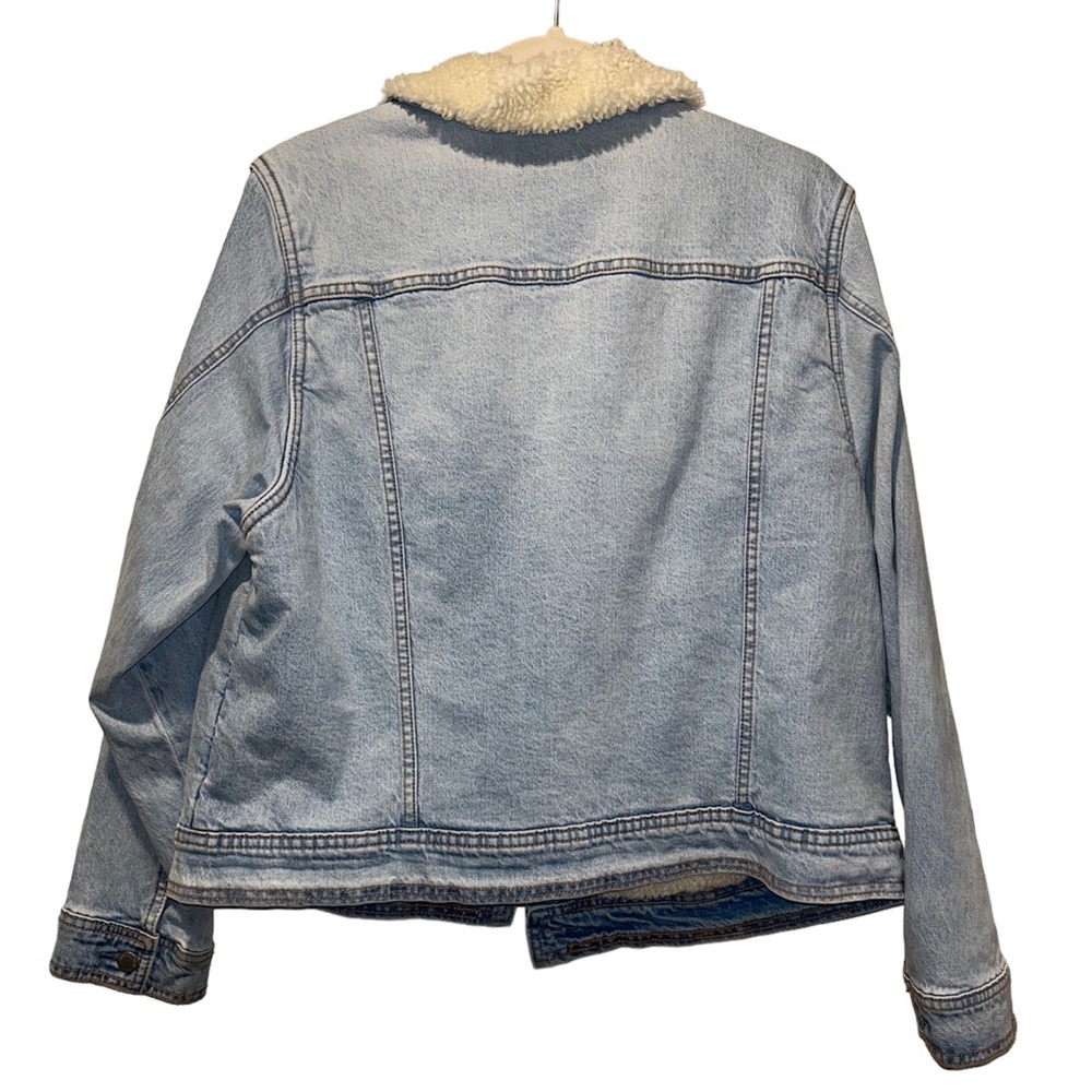 Denim jacket - Picture 4 of 5